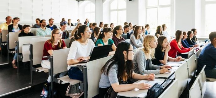 ProQuest Research Assistant helps students use academic AI responsibly